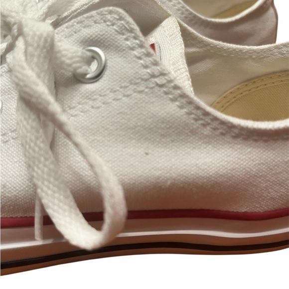 Converse Chuck Taylor All Star White Sneakers Women’s 8 / Men’s 6 - Picture 10 of 12